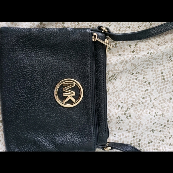 Purse - Picture 2 of 3